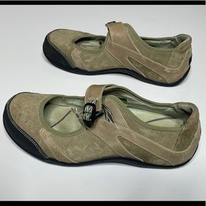 Ahnu Outdoor Mary Jane Flat Shoes | 9.5 | 2321MUSH